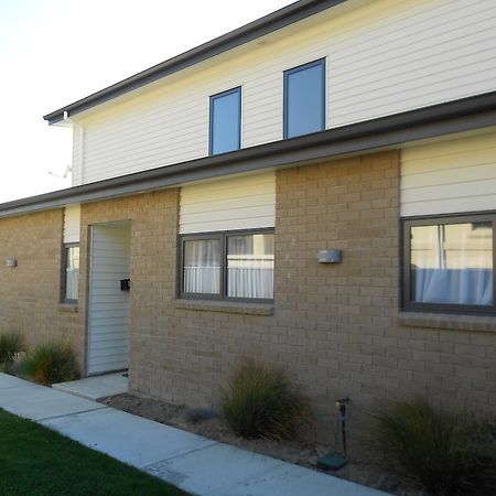 Gavan Family Apartments كرومويل المظهر الخارجي الصورة